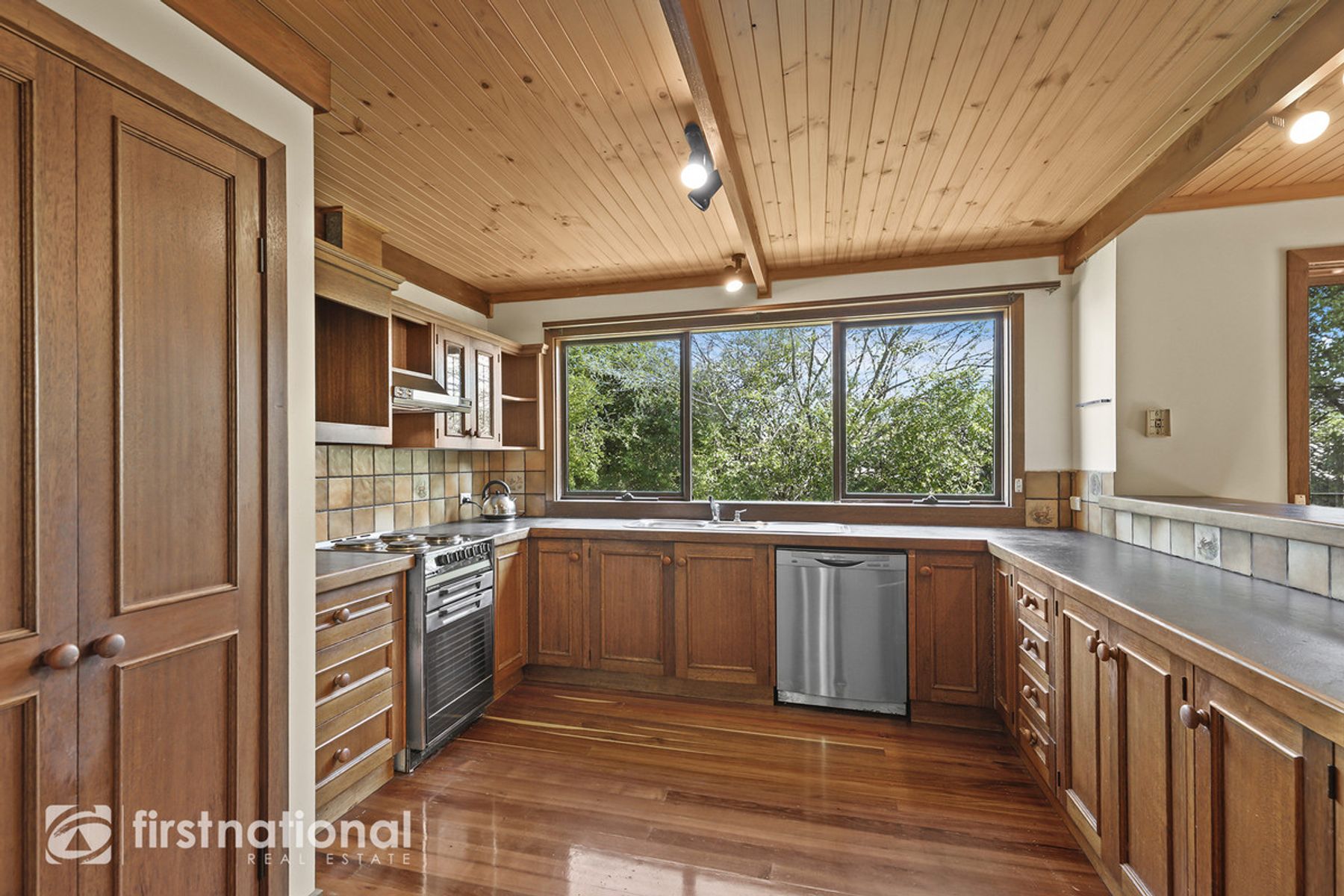 9 School Road, Willow Grove, VIC 3825, Willow Grove - Thumbnail 3