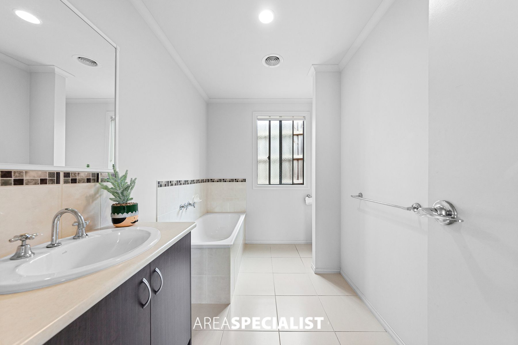 29 Ayesha Rise, Pakenham, VIC 3810, Pakenham - Thumbnail 7