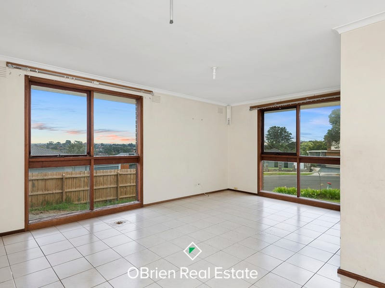 6 Hardman Court, Endeavour Hills, VIC 3802, Endeavour Hills - Thumbnail 4