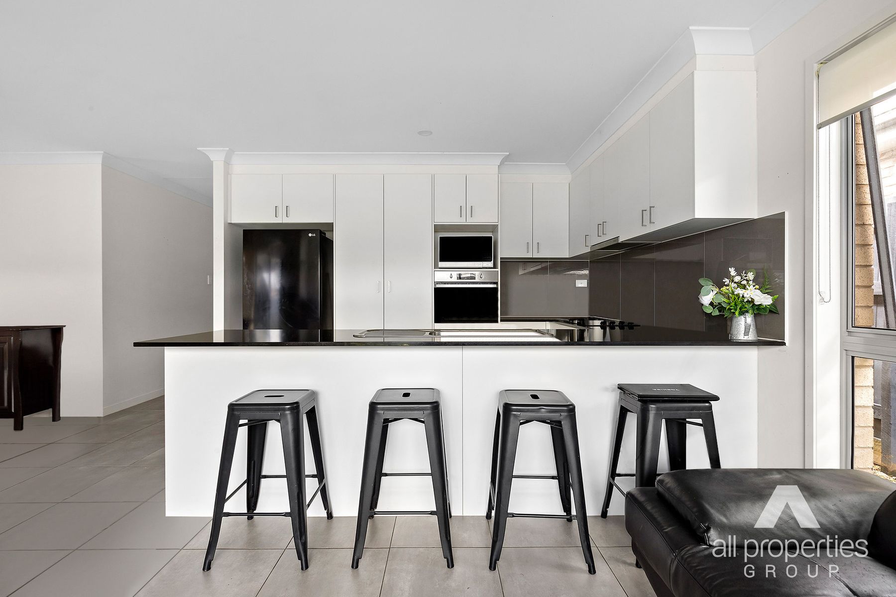 199 Darlington Drive, Yarrabilba QLD 4207, Yarrabilba - Thumbnail 3