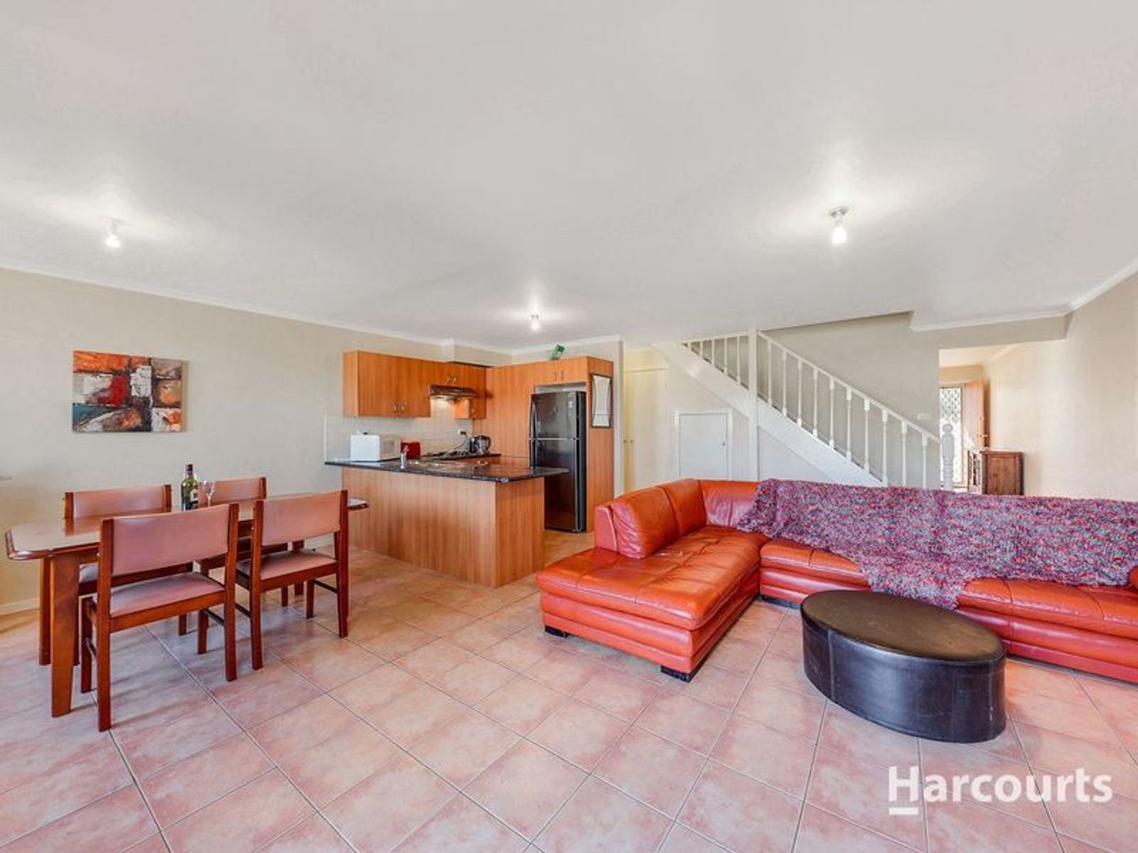 13/2 Silvertree Ave, Delahey, VIC 3037, Delahey - Thumbnail 3