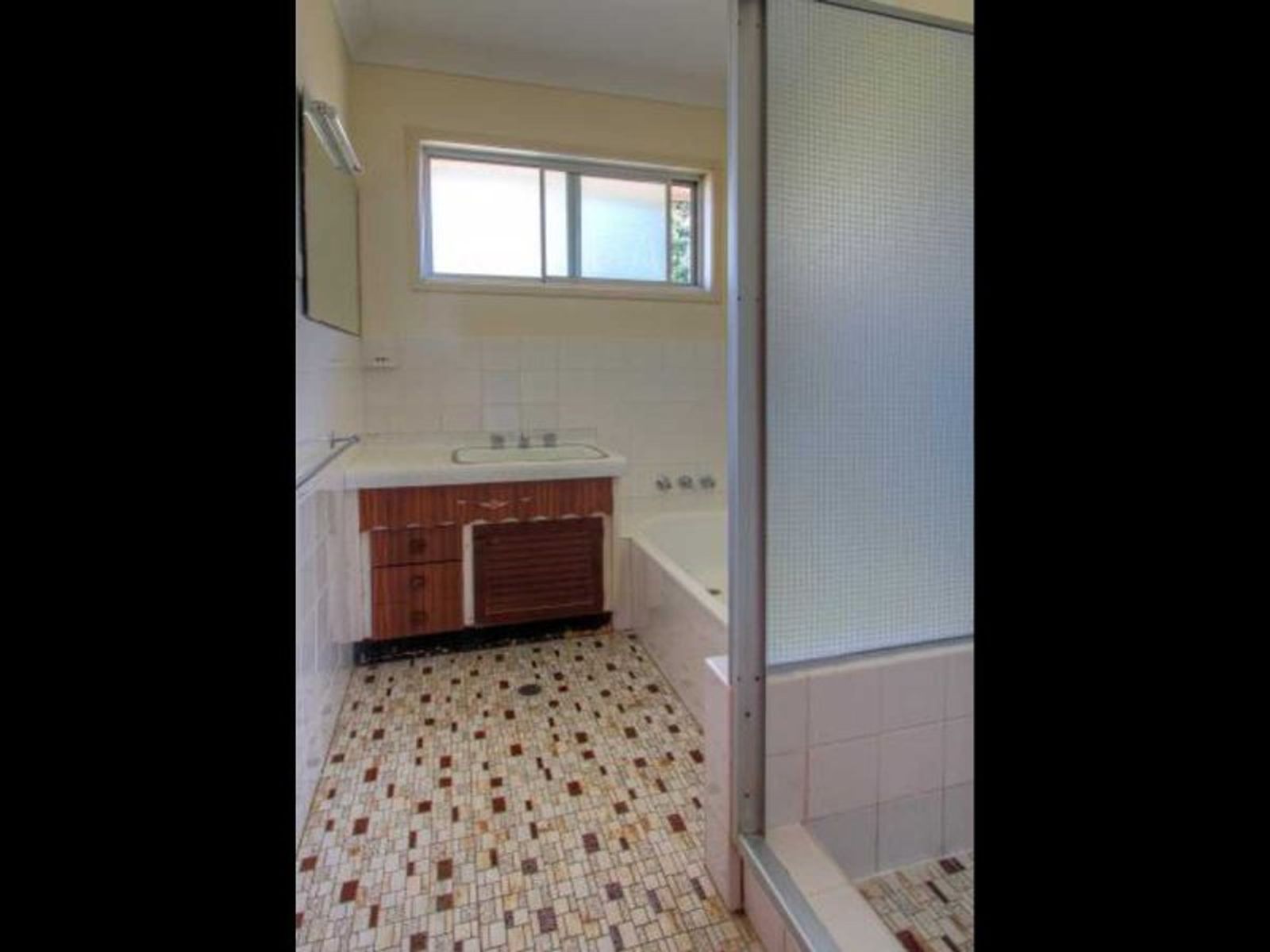 23 Bruton Street, Casino - Thumbnail 7