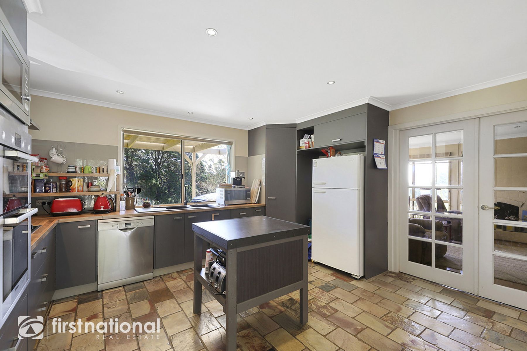 348 Warragul, Ellinbank - Thumbnail 6