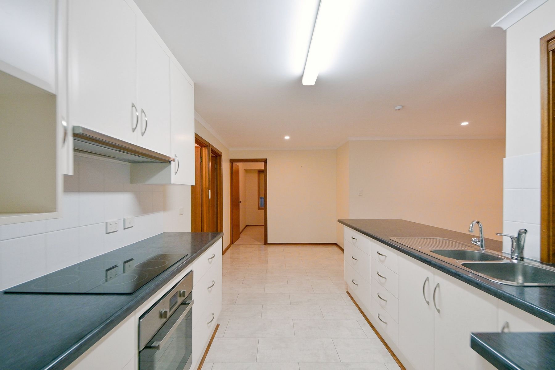 5 Carsten Drive, Murray Bridge SA 5253, Murray Bridge - Thumbnail 2