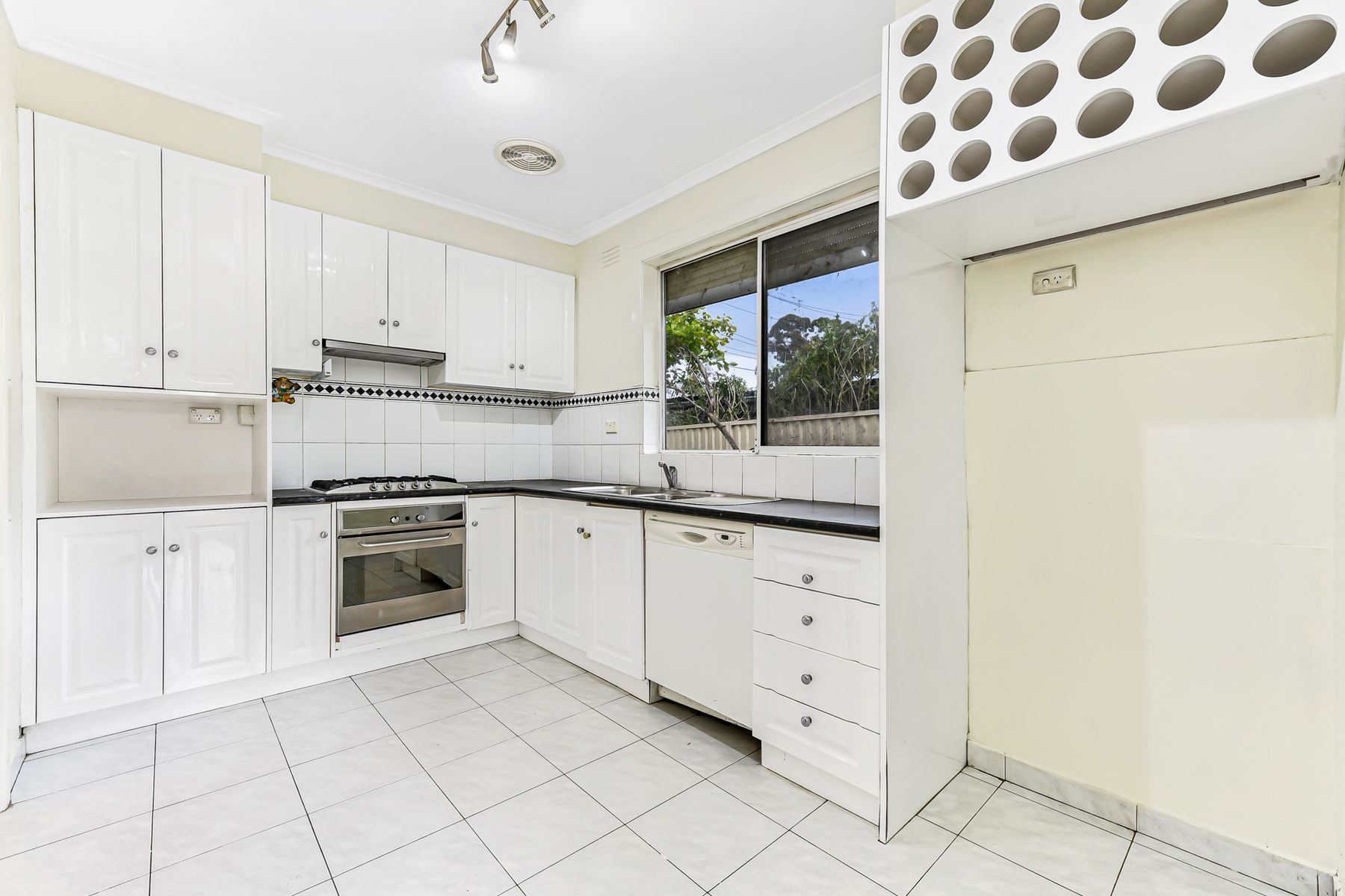 2 Dodds Street, Springvale, VIC 3171, Springvale - Thumbnail 4