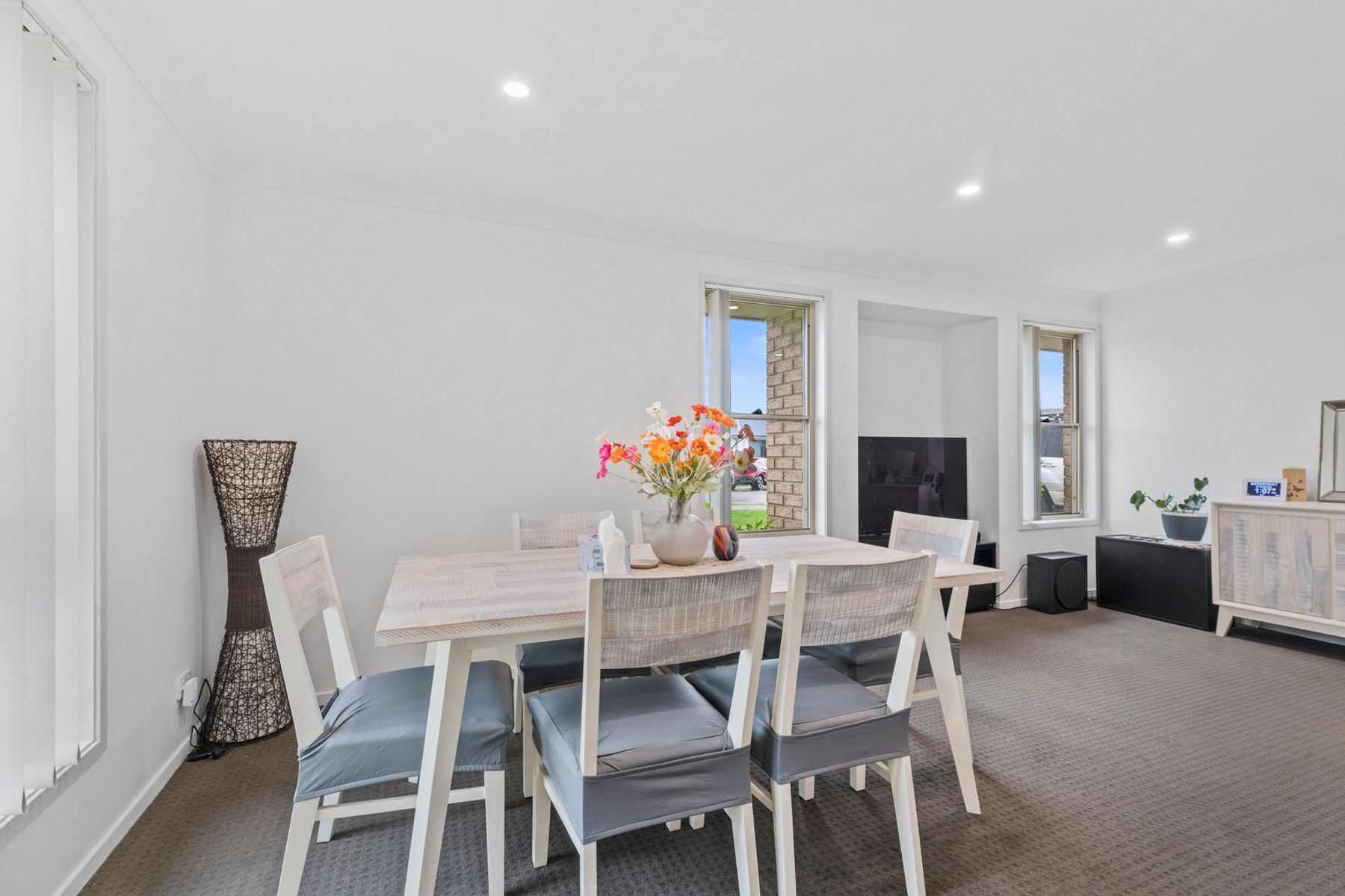 8 Ruby Road, Rutherford NSW 2320, Rutherford - Thumbnail 3