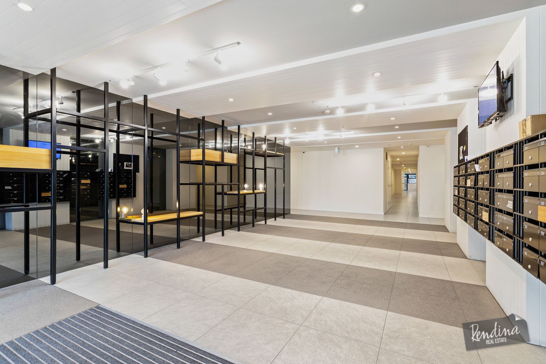 126/2 Gillies Street, Essendon North - Thumbnail 2