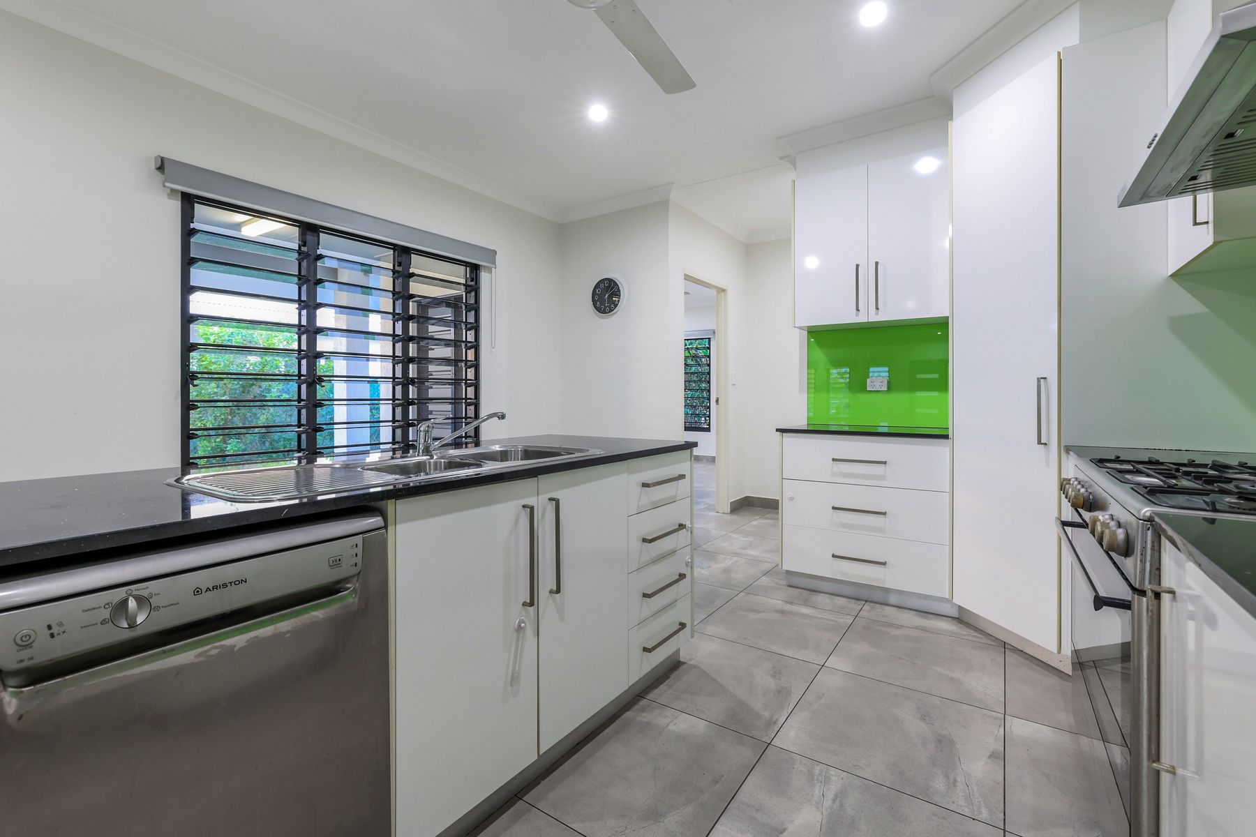 24 Hannan Street, Muirhead NT 0810, Muirhead - Thumbnail 7