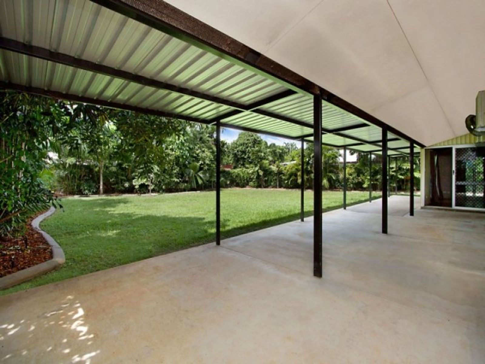 14 Oriole Street, Wulagi NT 0812, Wulagi - Thumbnail 2