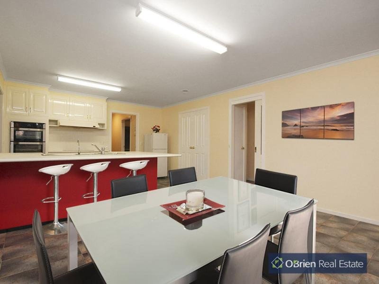 3 Kinloch Gardens, Endeavour Hills, VIC 3802, Endeavour Hills - Thumbnail 3