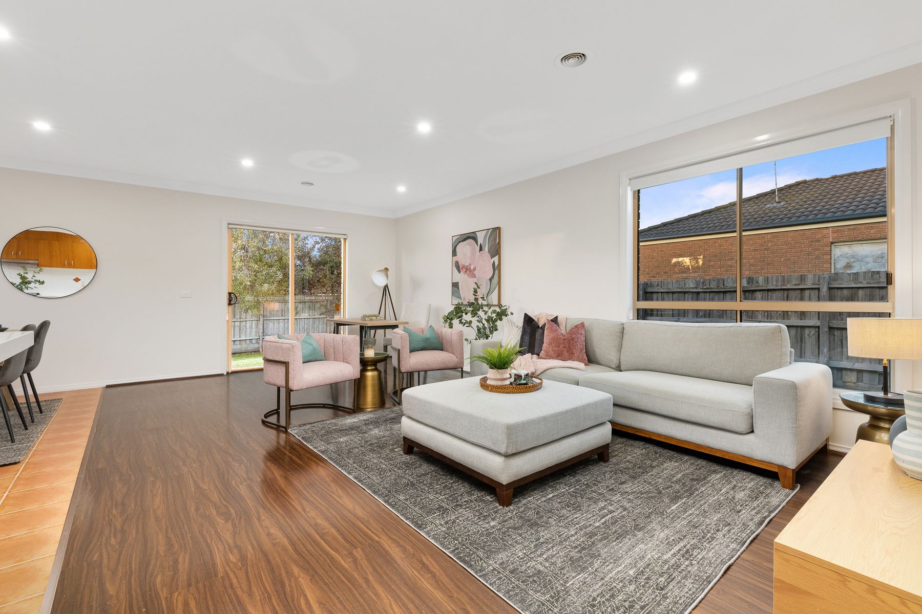 32 Strabane Way, Hampton Park, VIC 3976, Hampton Park - Thumbnail 2