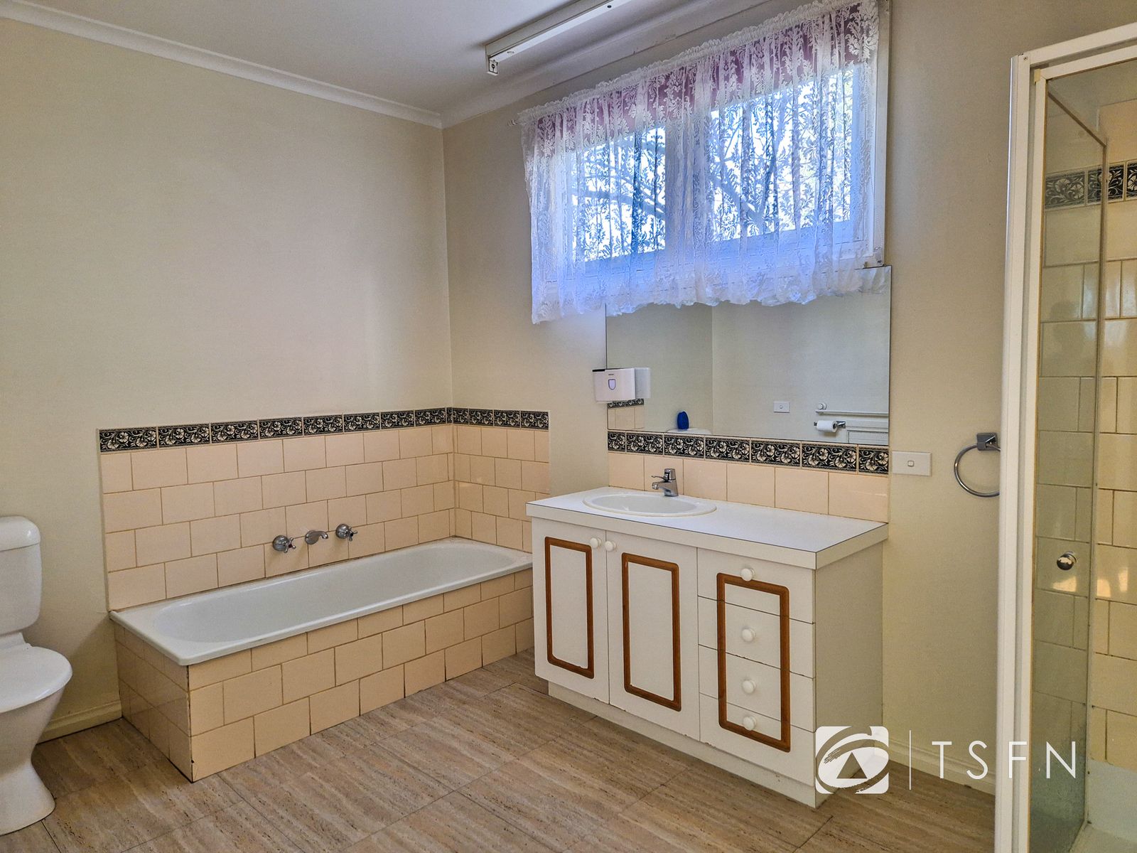8 Dowding St, California Gully VIC 3556, California Gully - Thumbnail 4