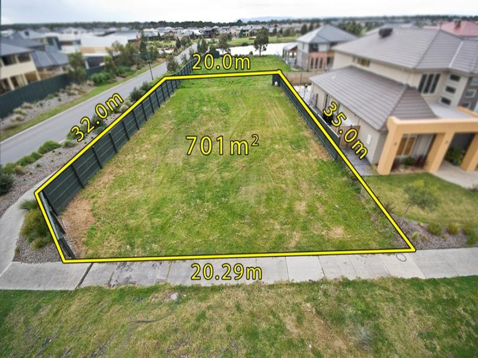 61 Island Point Avenue, Waterways, VIC 3195, Waterways - Thumbnail 2