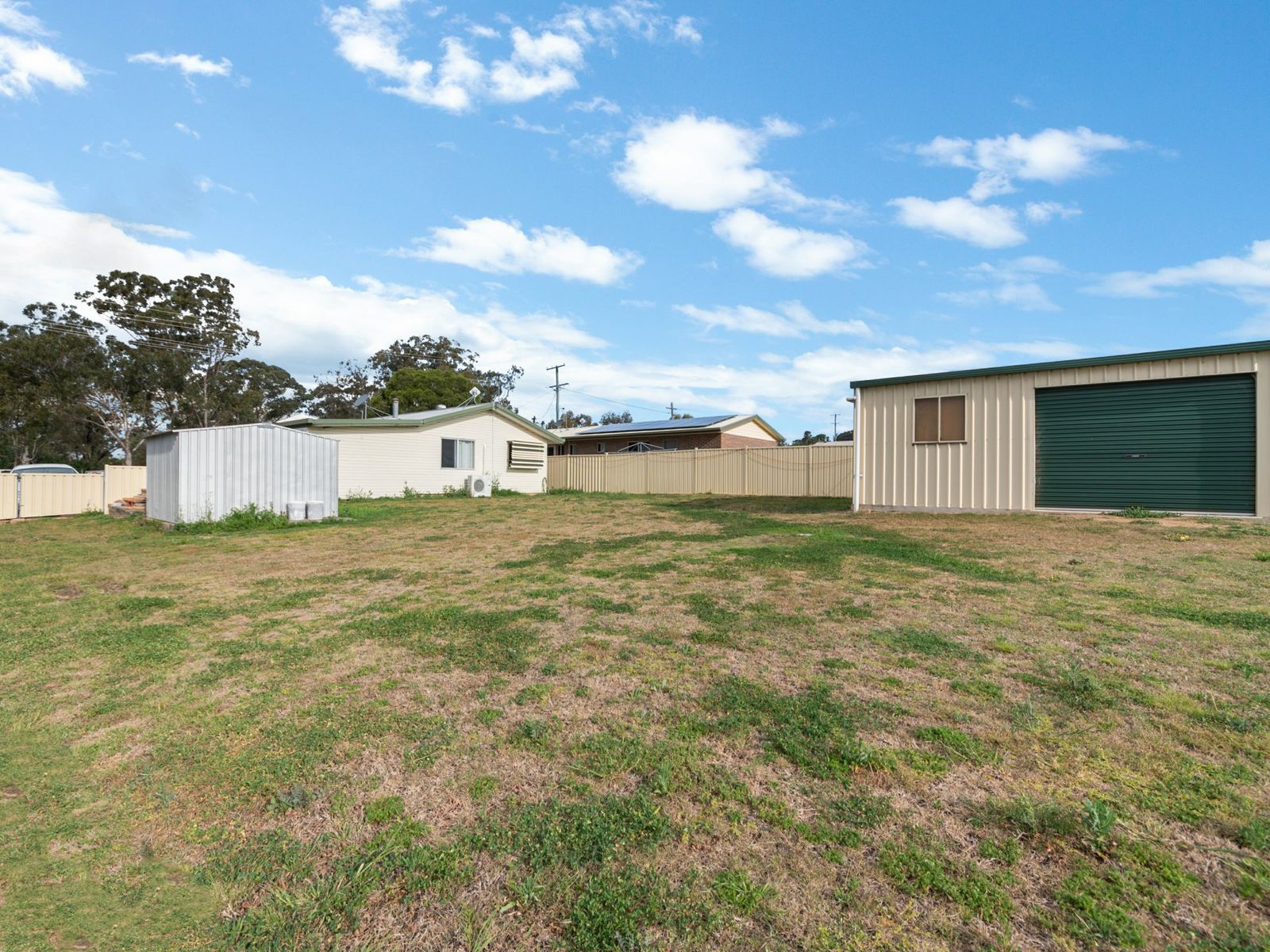 203 Lyndhurst Lane, Rosenthal Heights - Thumbnail 7