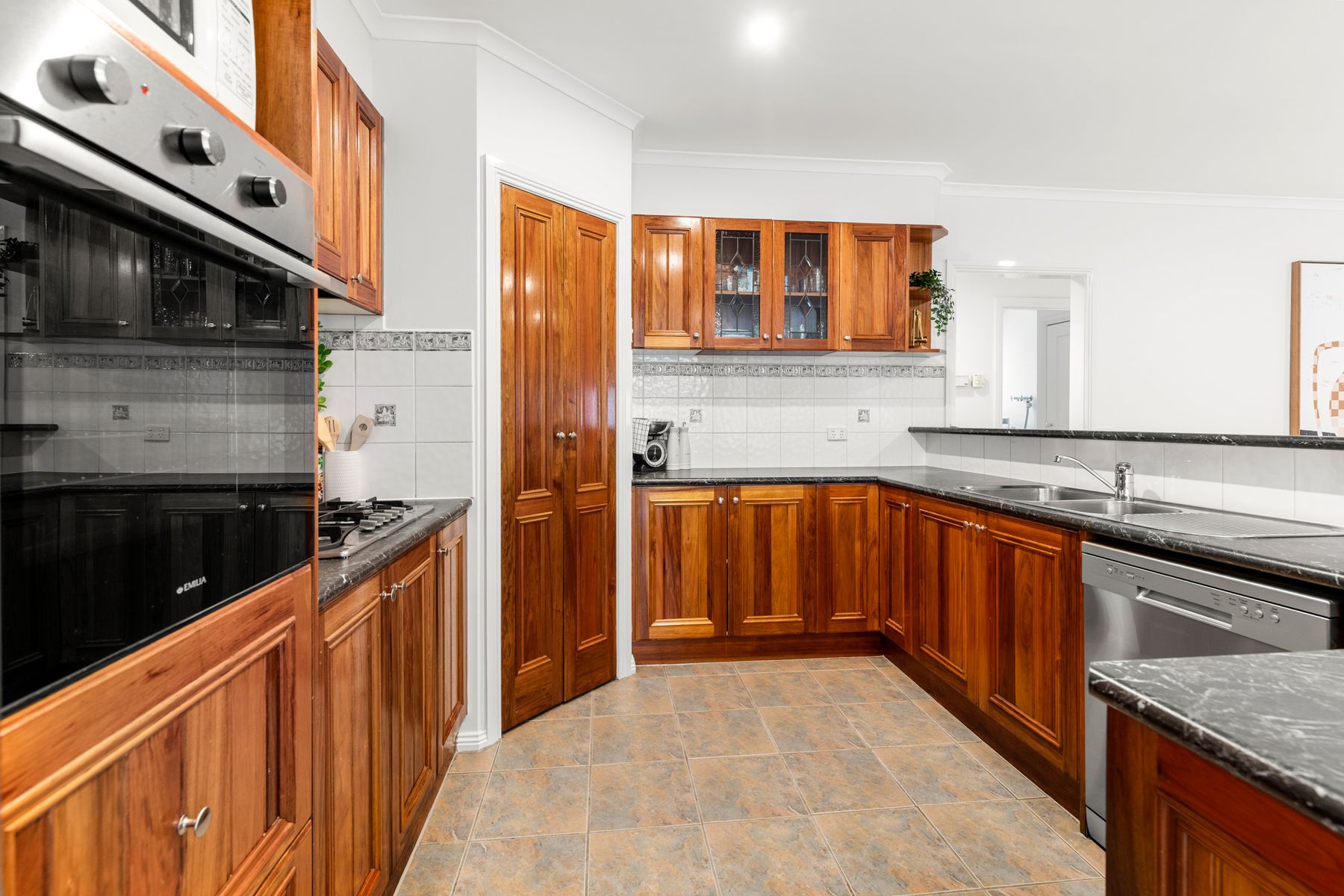 111 Harmony Drive, Tarneit VIC 3029, Tarneit - Thumbnail 3