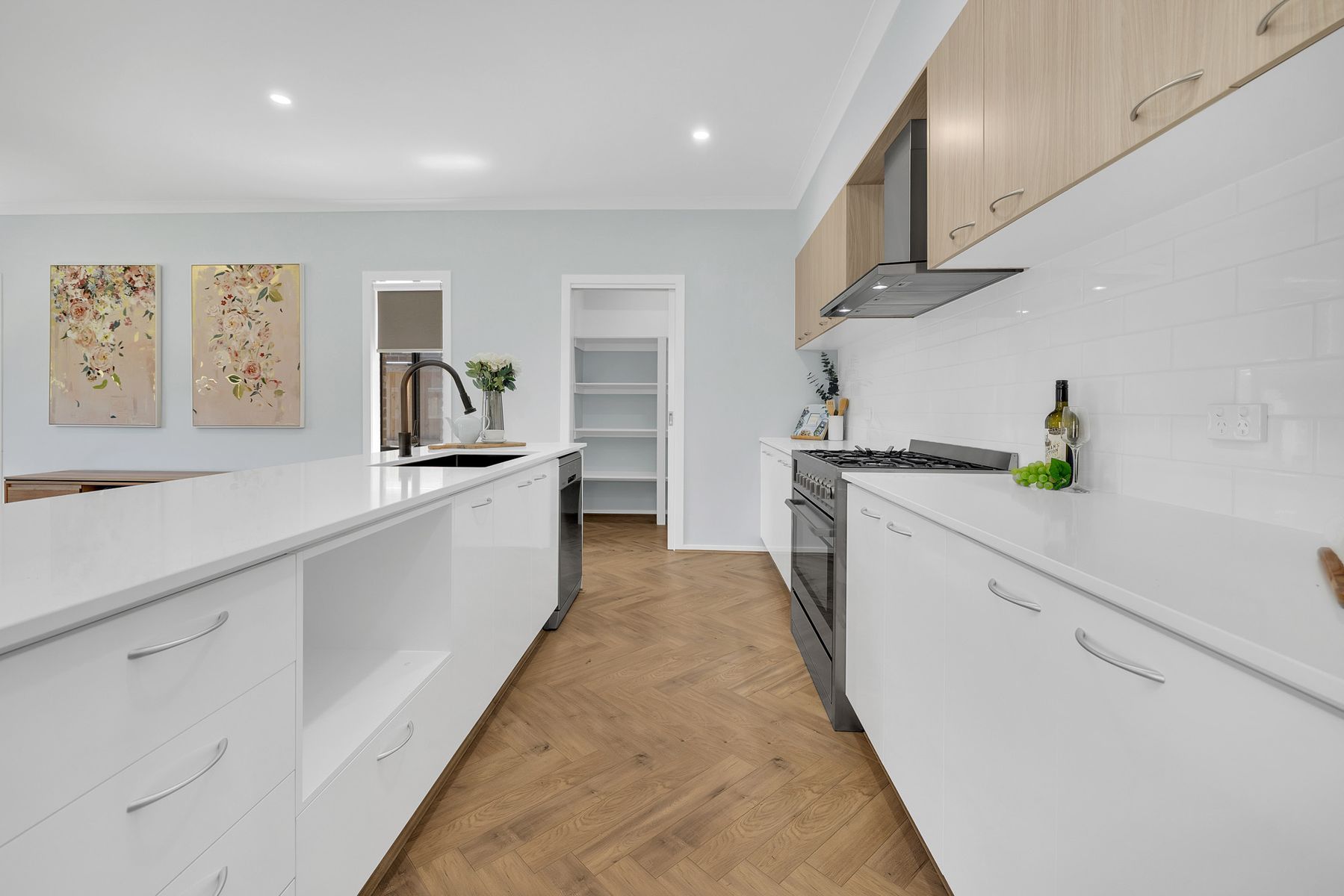 17 Arkaba Way, Werribee, VIC 3030, Werribee - Thumbnail 4