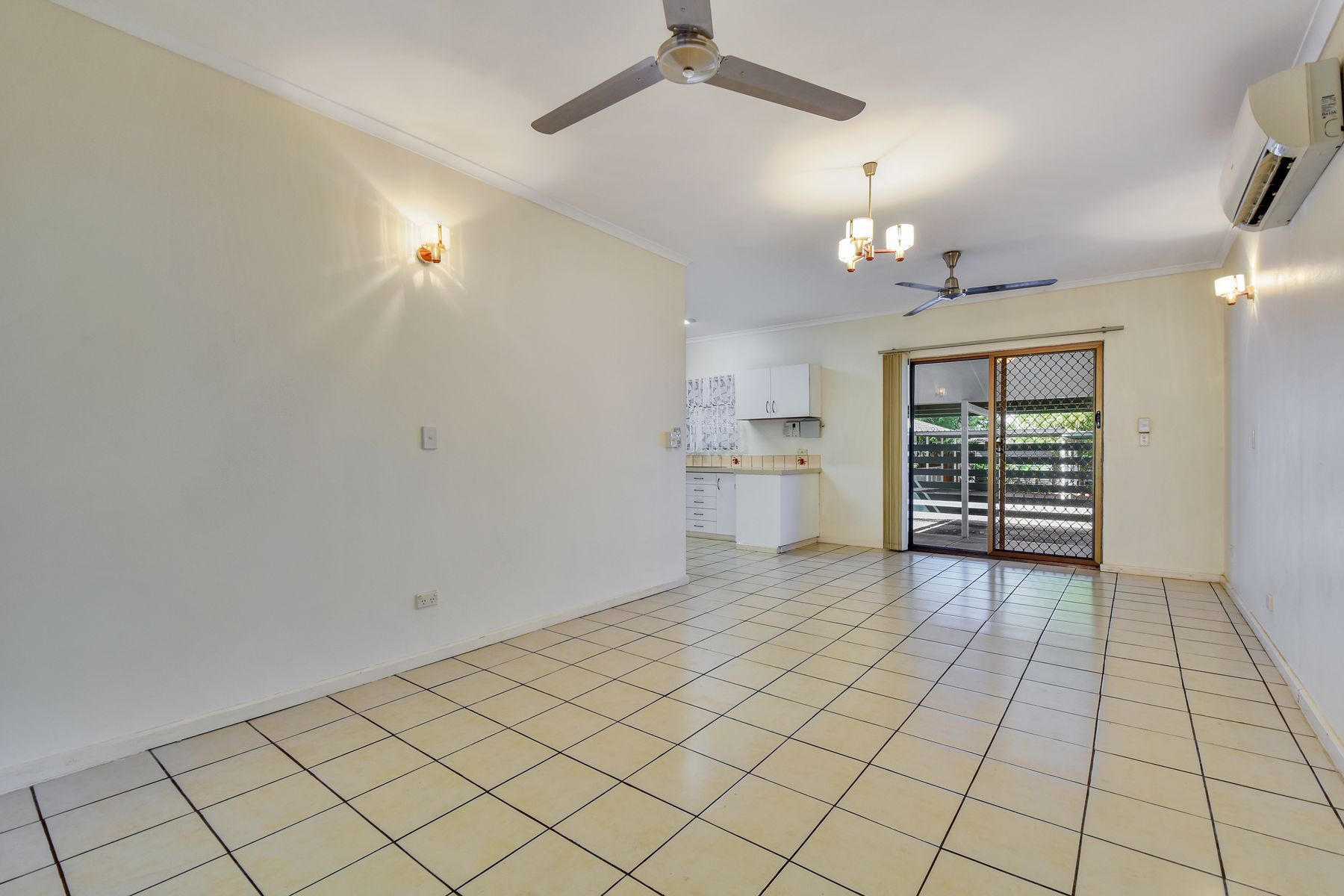 7/20 Grassland Crescent, Leanyer NT 0812, Leanyer - Thumbnail 2