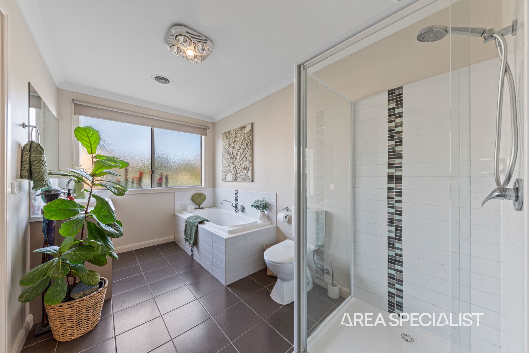 1/101 Ebony Drive, Pakenham, VIC 3810, Pakenham - Thumbnail 4