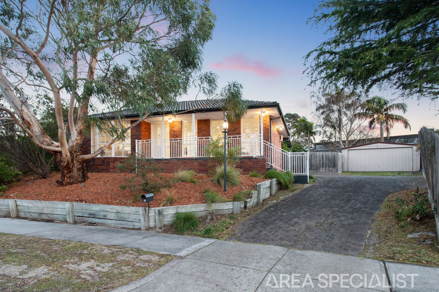 12 Buxton Crescent, Frankston, VIC 3199, Frankston - Thumbnail 2