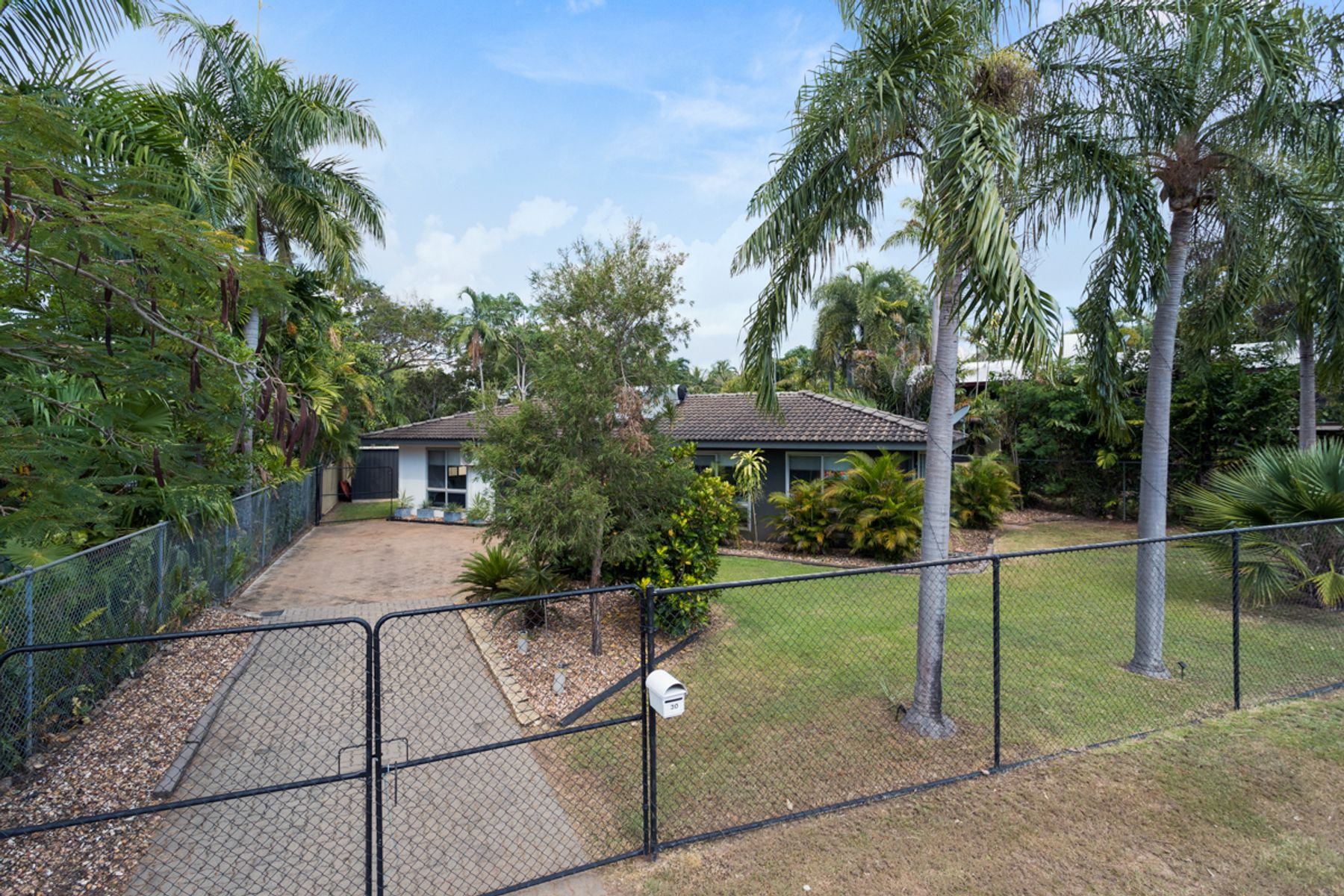 30 Hodgson Drive, Leanyer NT 0812, Leanyer - Thumbnail 3