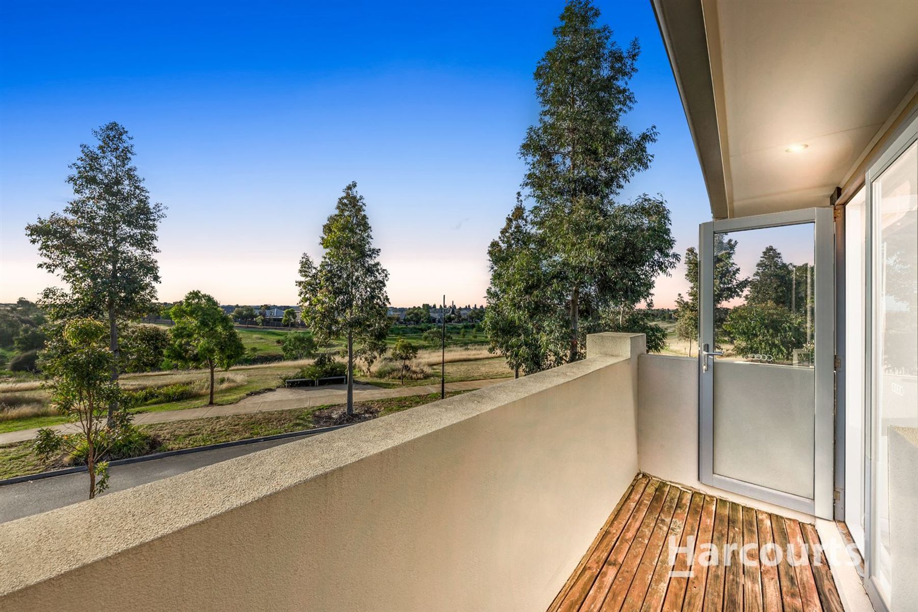 13 Otago Loop, Caroline Springs, VIC 3023, Caroline Springs - Thumbnail 2