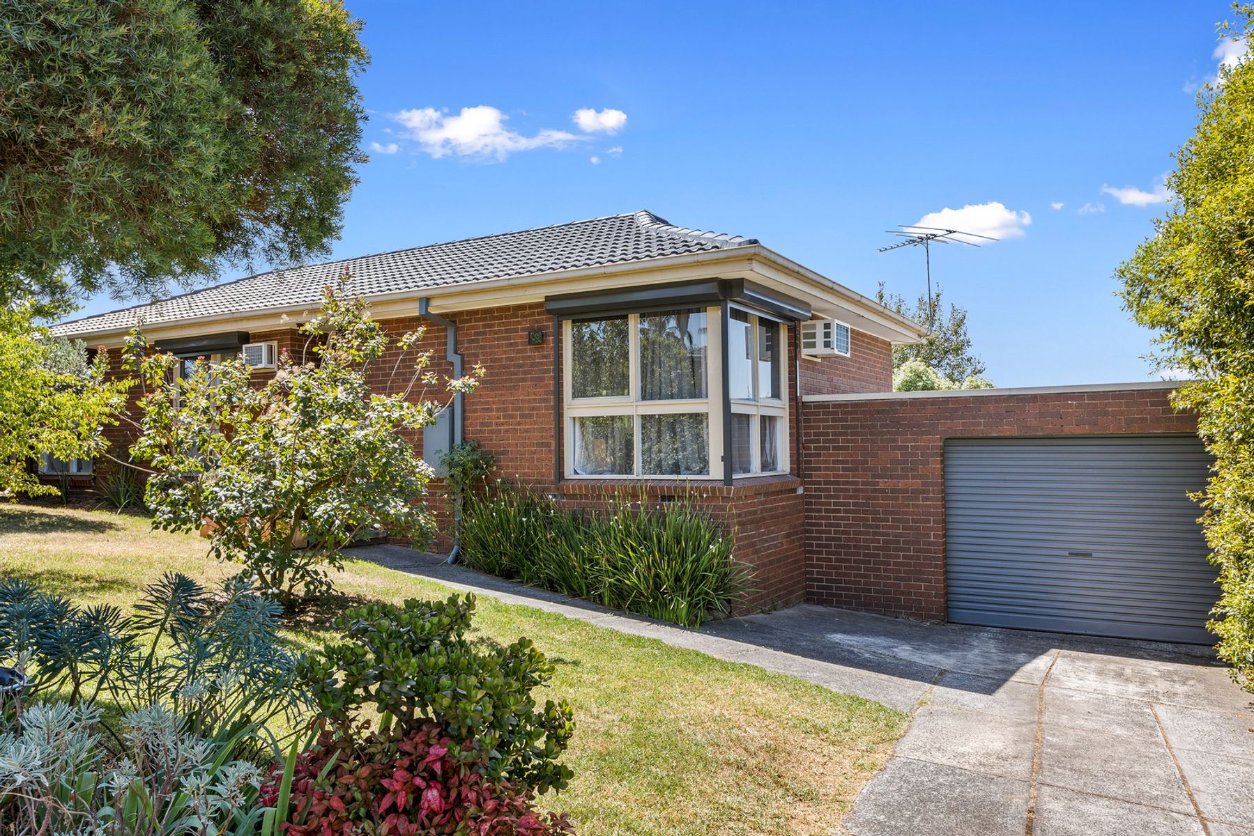 3 Coledale Close, Endeavour Hills, VIC 3802, Endeavour Hills - Thumbnail 2