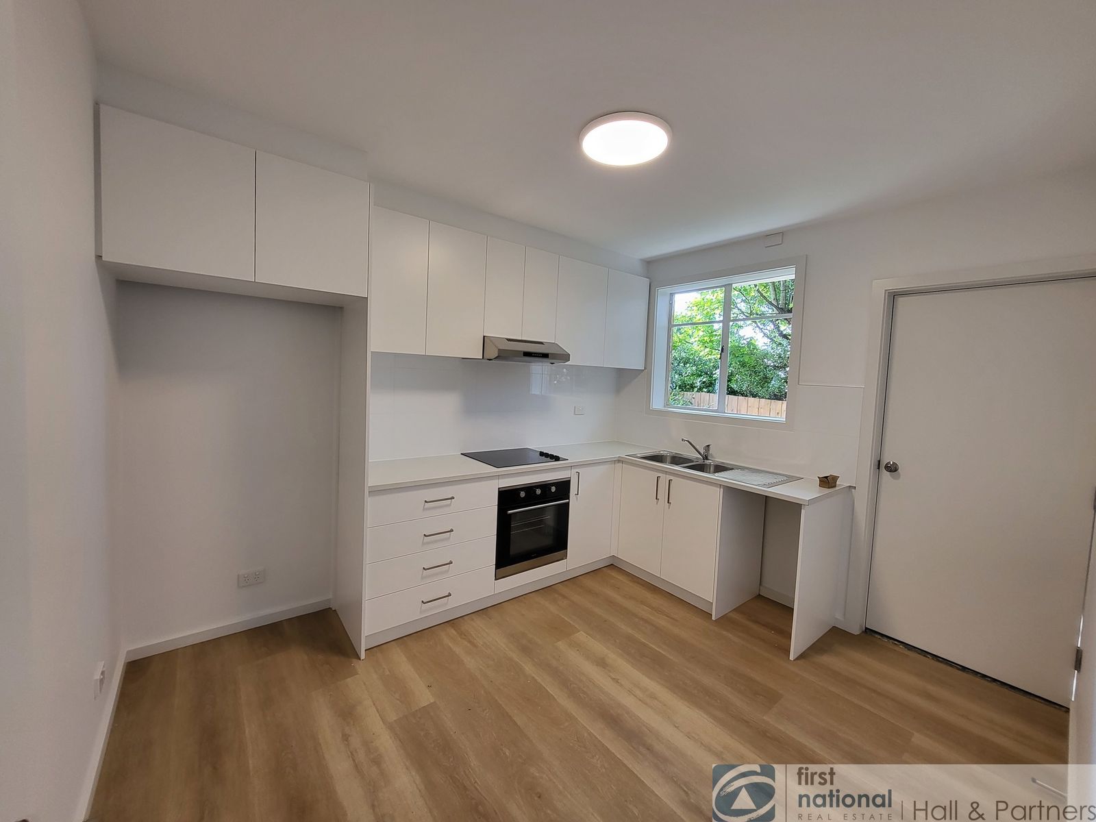 2/99 McCrae Street, Dandenong VIC 3175, Dandenong - Thumbnail 2