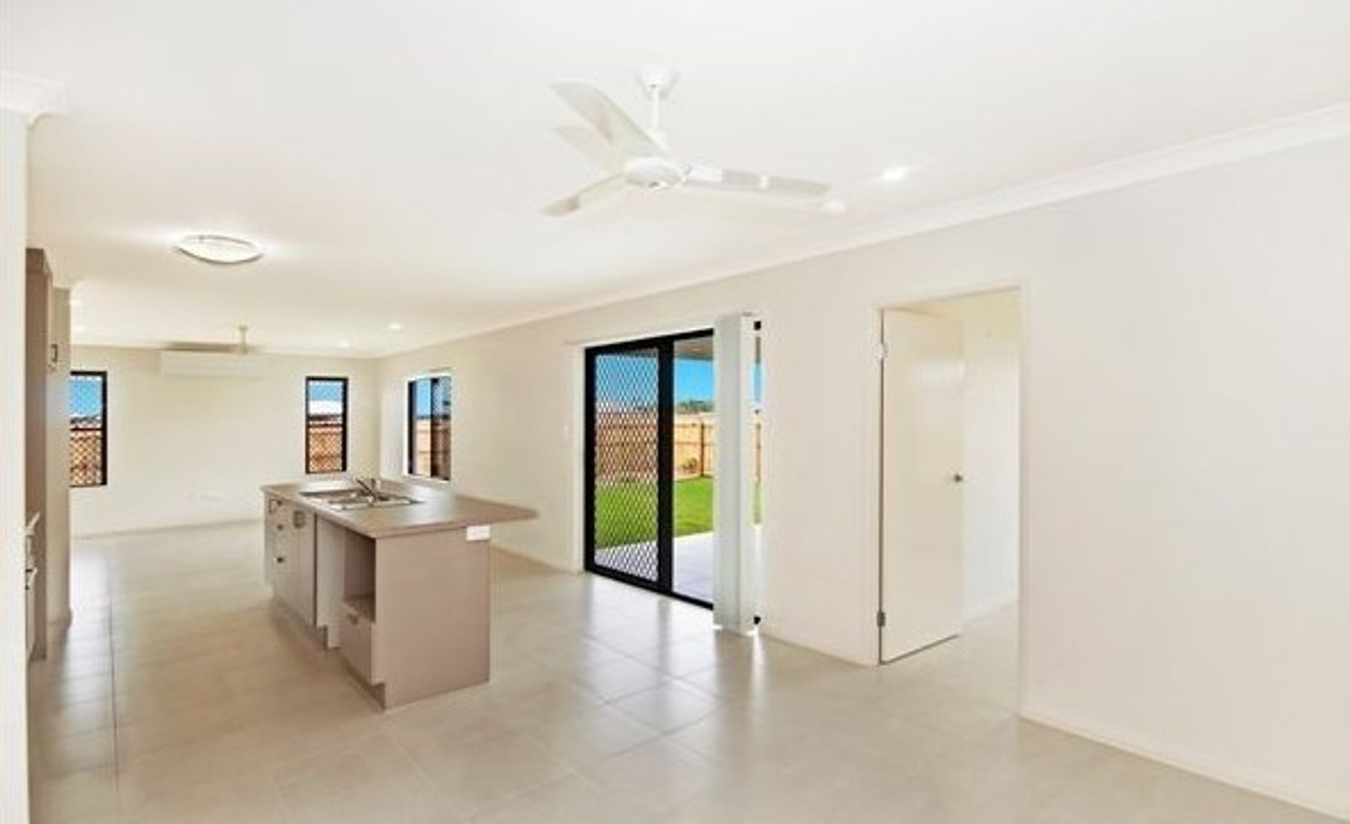 13 Catho Avenue, Mount Low, QLD 4818, Mount Low - Thumbnail 3