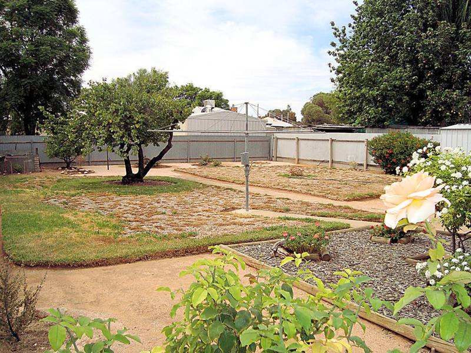 232 Ninth Street, Mildura - Thumbnail 2