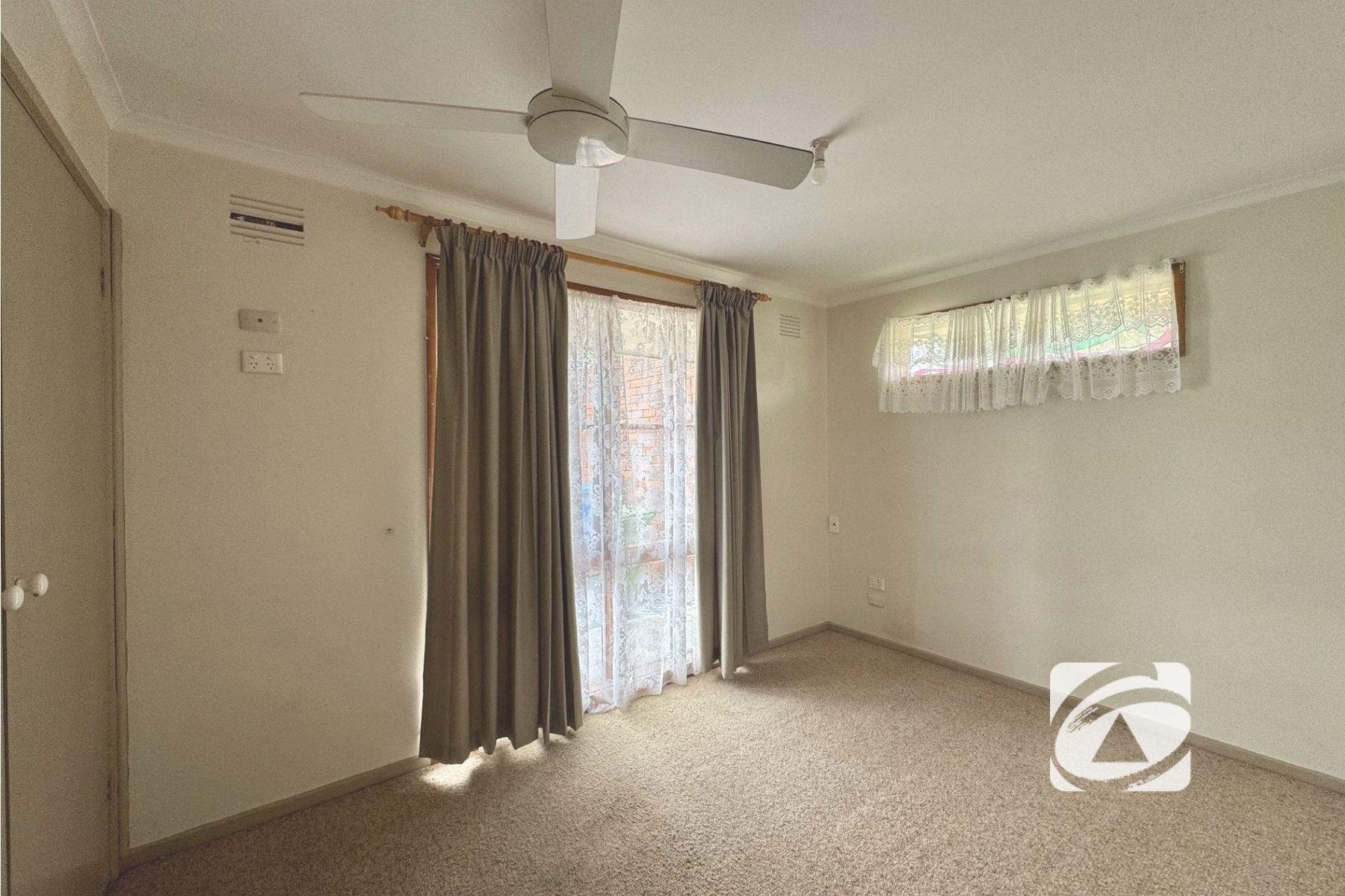 24 Guildford Crescent, Narre Warren VIC 3805, Narre Warren - Thumbnail 5