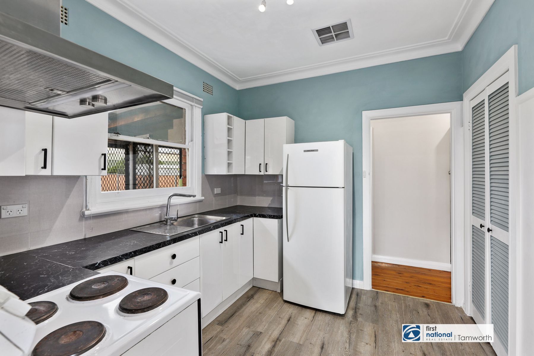 10 Duri Road, Tamworth NSW 2340, Tamworth - Thumbnail 3