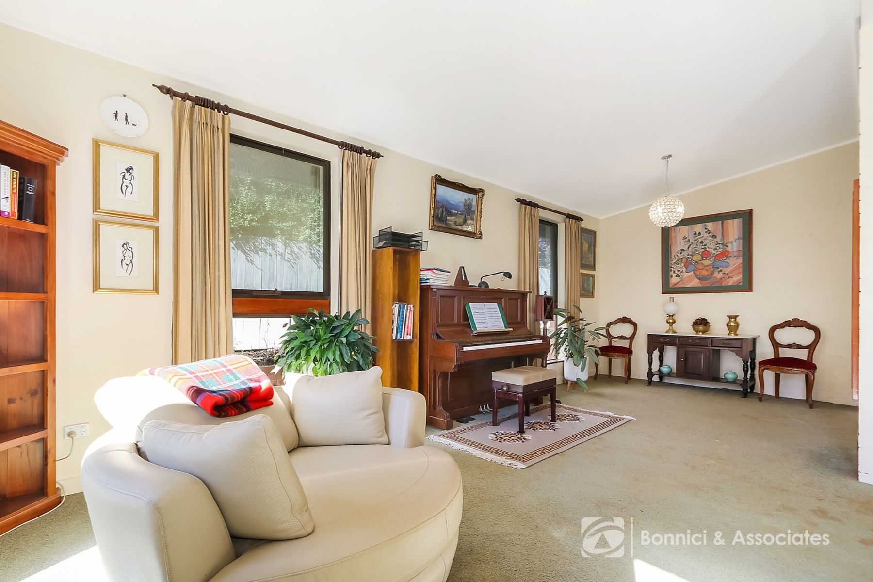 44 - 46 Lower Stanley Road, Beechworth VIC 3747, Beechworth - Thumbnail 4