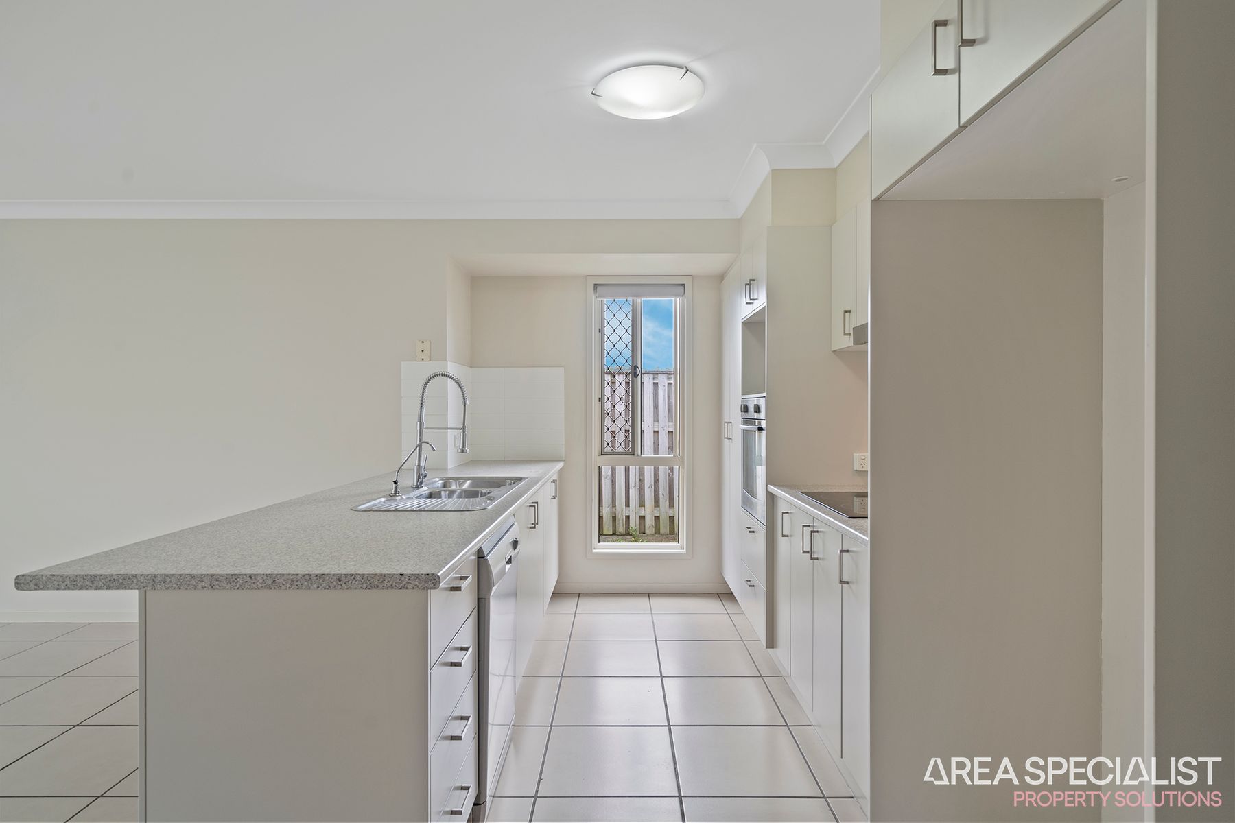 36 Waterhouse Drive, Willow Vale, QLD 4209, Willow Vale - Thumbnail 2