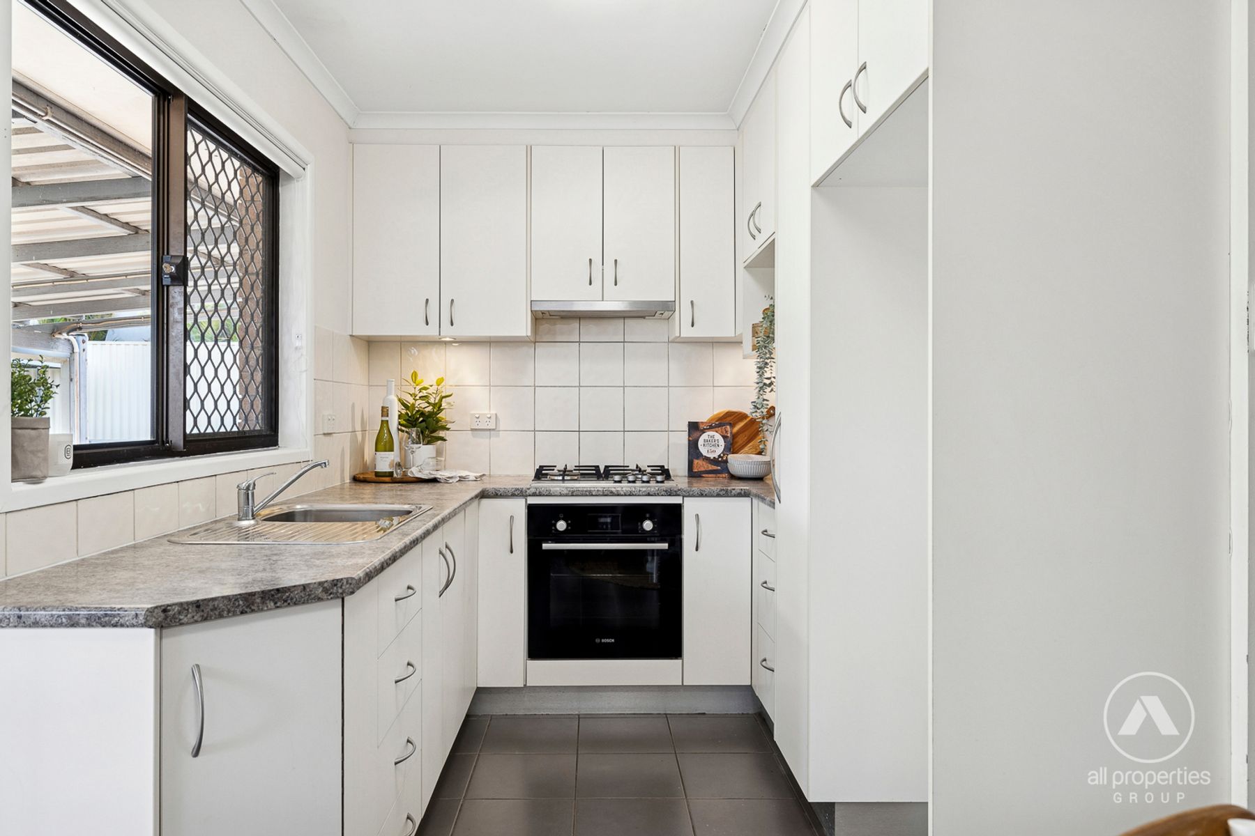 19 Myall Street, Crestmead QLD 4132, Crestmead - Thumbnail 4
