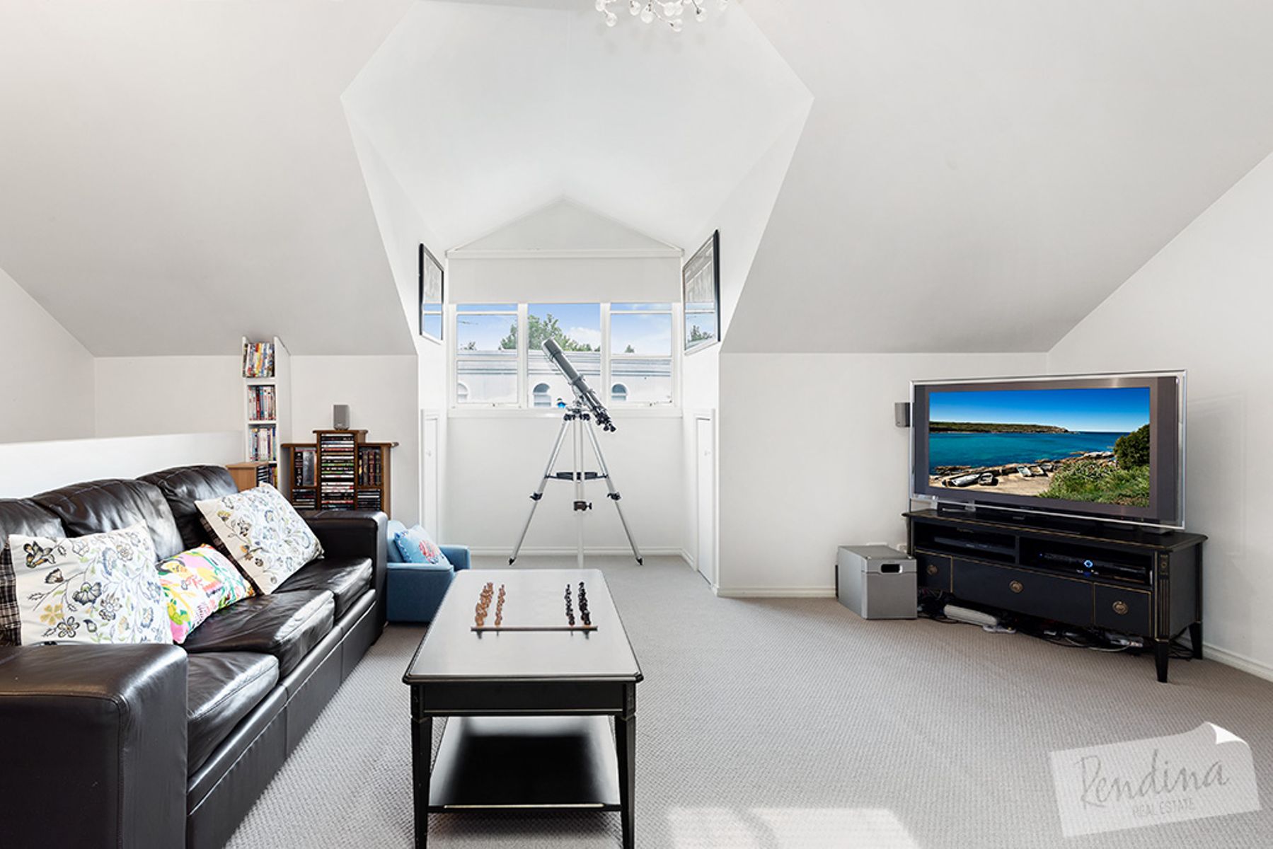 21 The Crescent, Kensington - Thumbnail 8