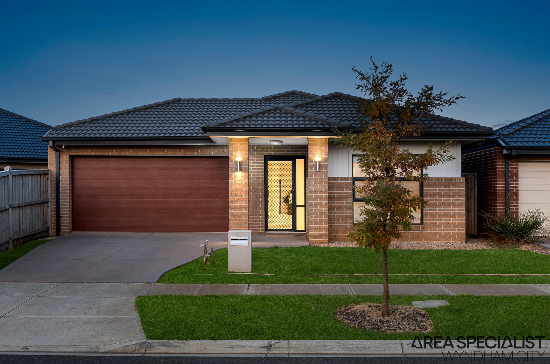 30 Tavendale Crescent, Truganina, VIC 3029, Truganina - Thumbnail 2