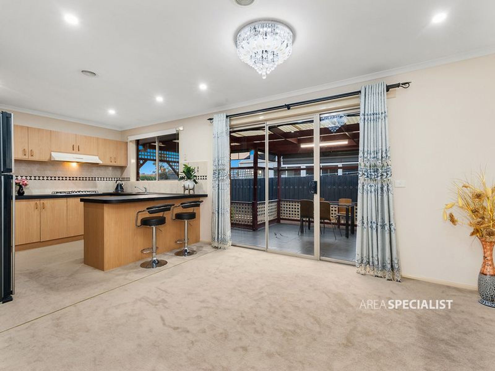 49 Trafalgar Way, Cranbourne East, VIC 3977, Cranbourne East - Thumbnail 3