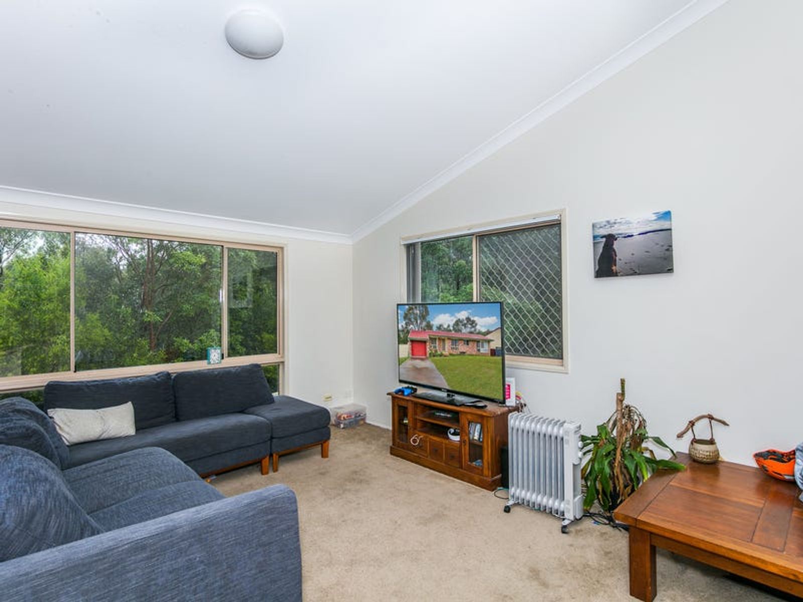 18 Kummara Road, Edens Landing QLD 4207, Edens Landing - Thumbnail 4