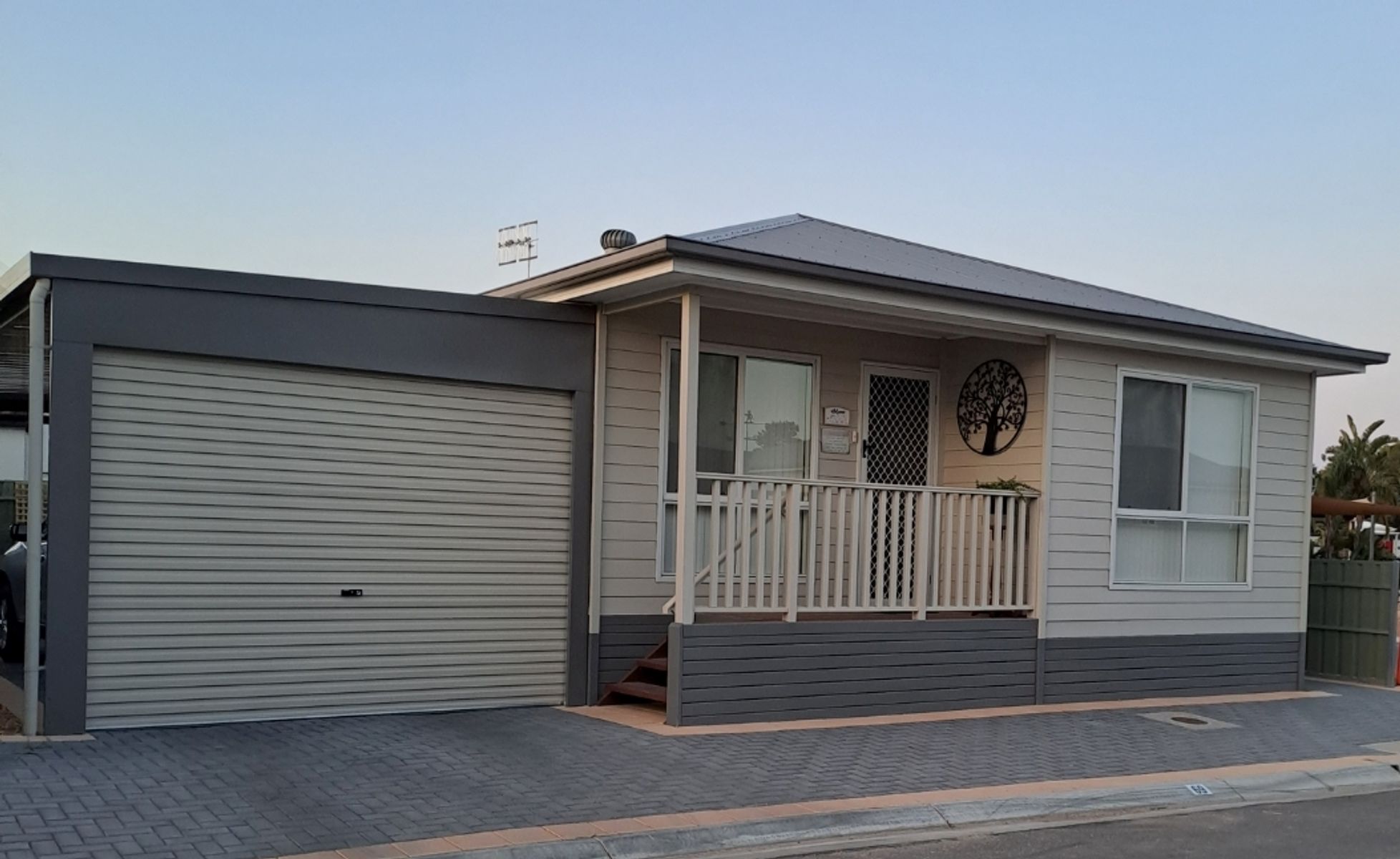House 69, 49 Peake Terrace, Waikerie - Image 1