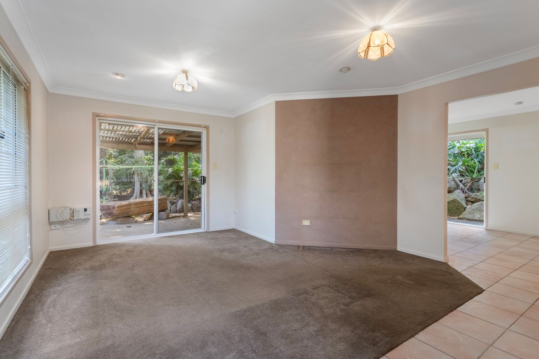 4 Portley Street, Bundamba QLD 4304, Bundamba - Thumbnail 2