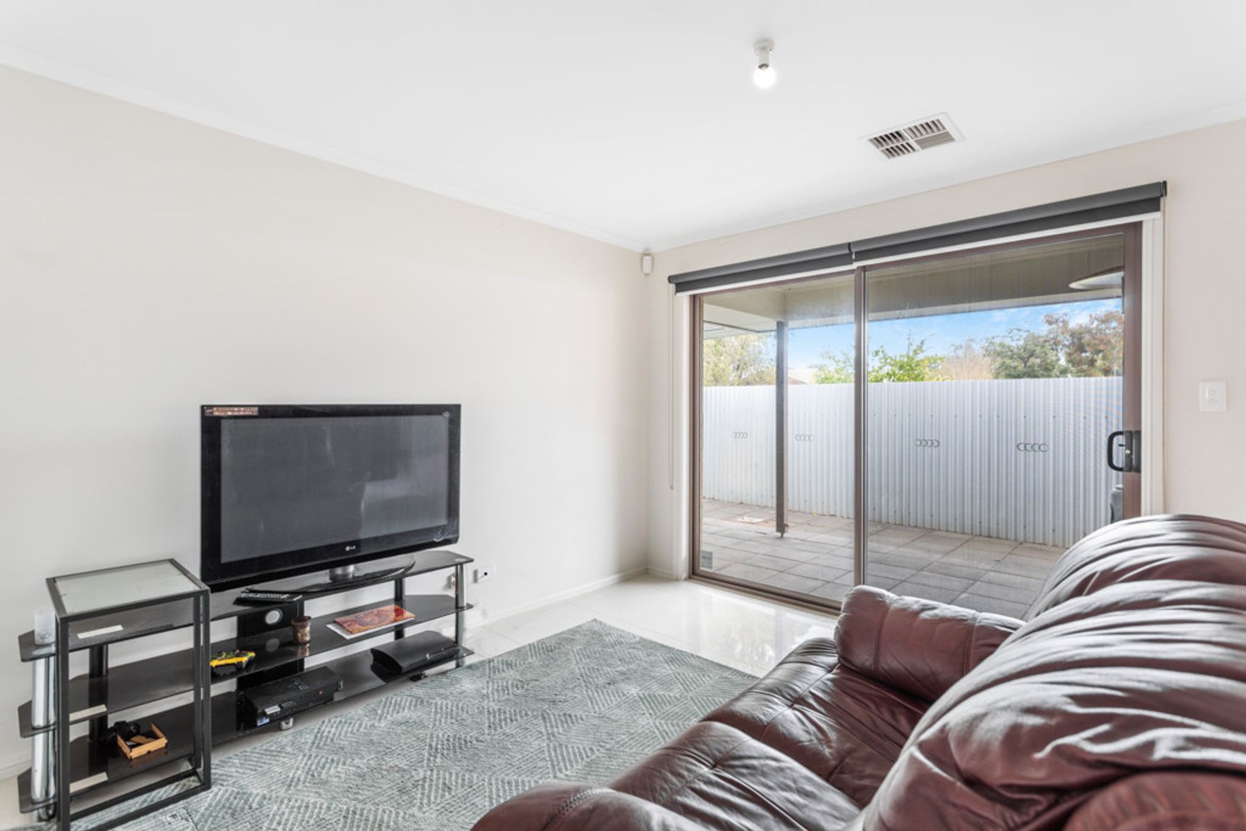 38A Piper Street, Parafield Gardens, SA 5107, Parafield Gardens - Thumbnail 7