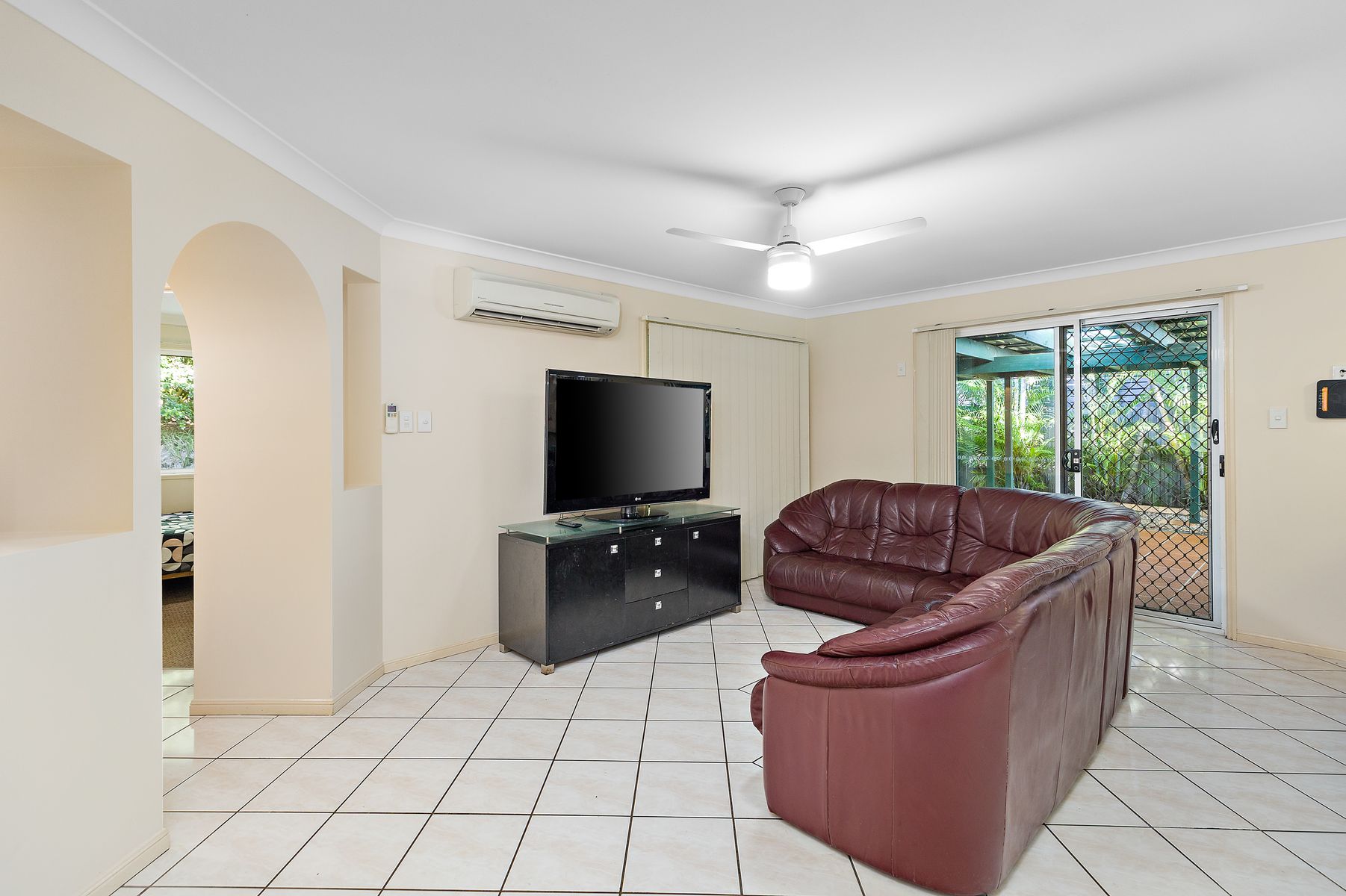 10 Palmerston Place, Victoria Point QLD 4165, Victoria Point - Thumbnail 8