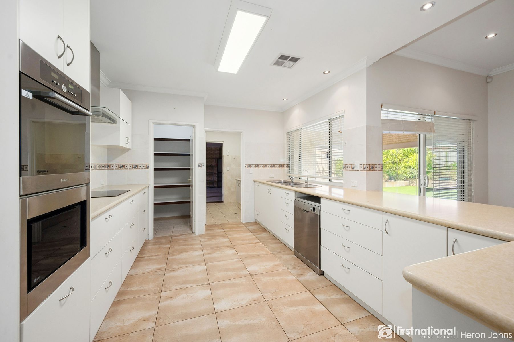 7 Mossman Crescent, Bull Creek WA 6149, Bull Creek - Thumbnail 6