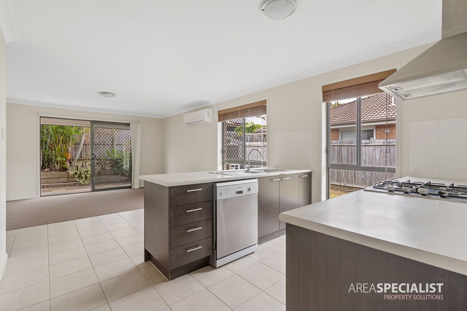 12 Barcoo Street, Burpengary, QLD 4505, Burpengary - Thumbnail 4