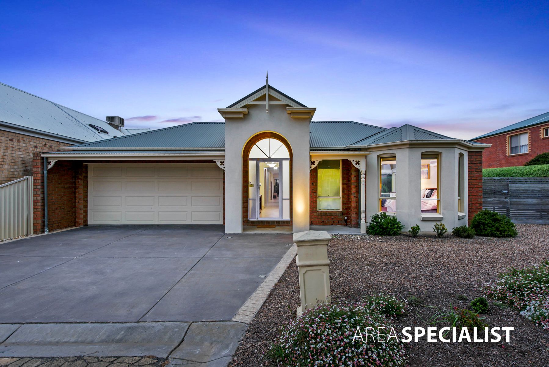 5 Cathedral Ct, Tarneit (2)