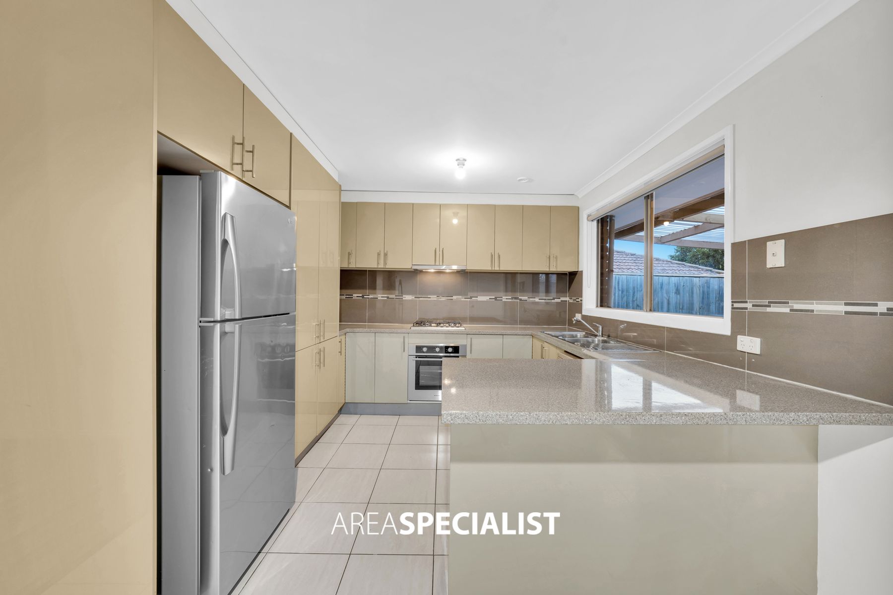 22 Caroline Crescent, Cranbourne West, VIC 3977, Cranbourne West - Thumbnail 6