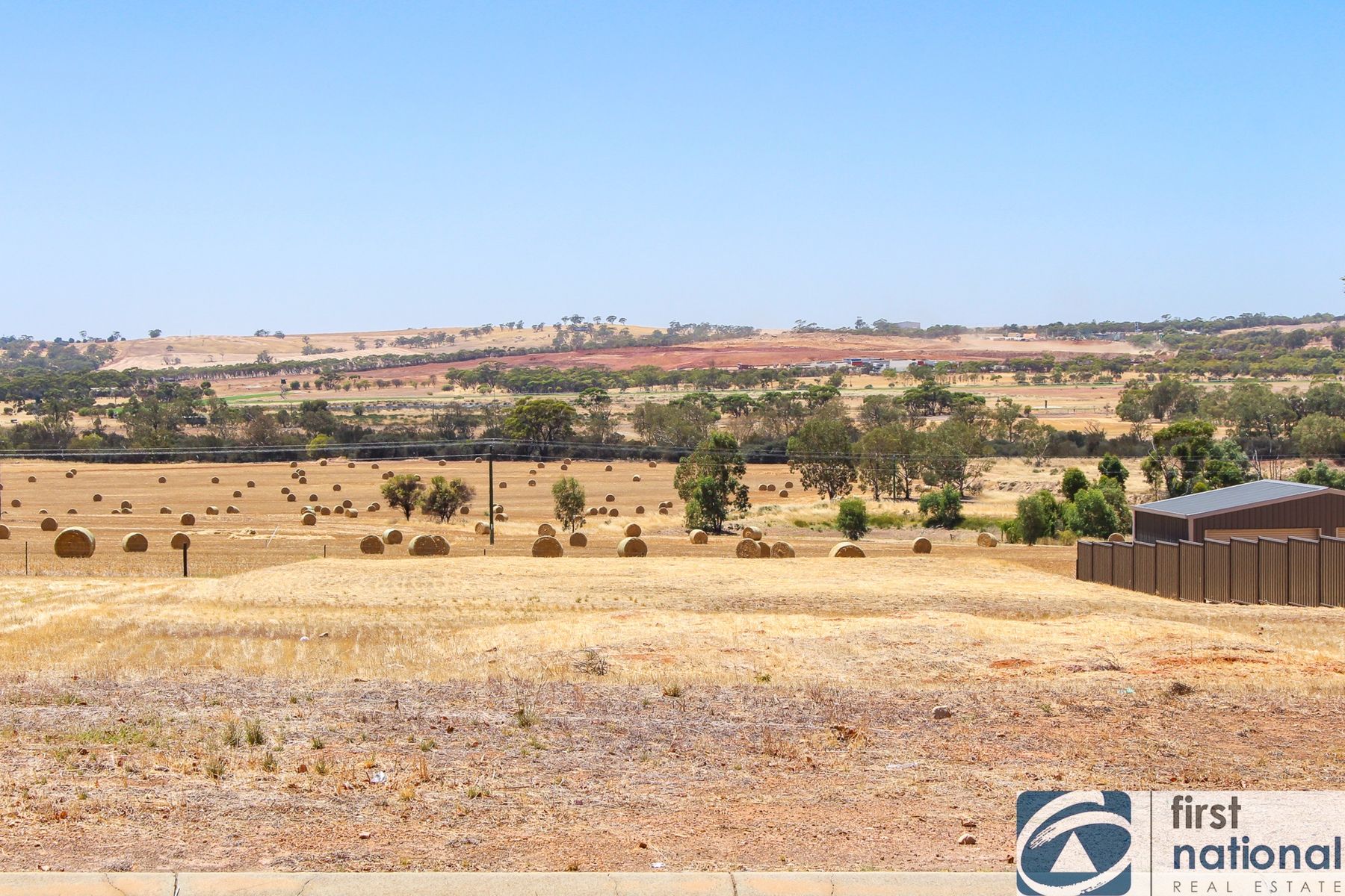 6 Fairway Bend, Northam WA 6401, Northam - Thumbnail 2