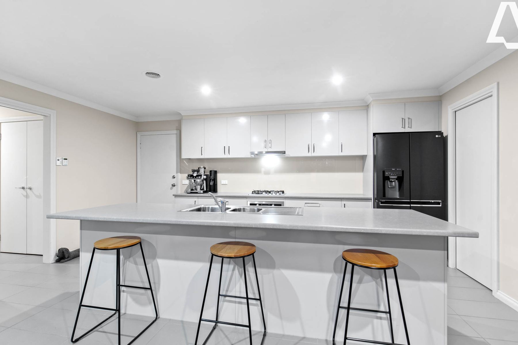 11 Stockhaven Circuit, Langwarrin, VIC 3910, Langwarrin - Thumbnail 5