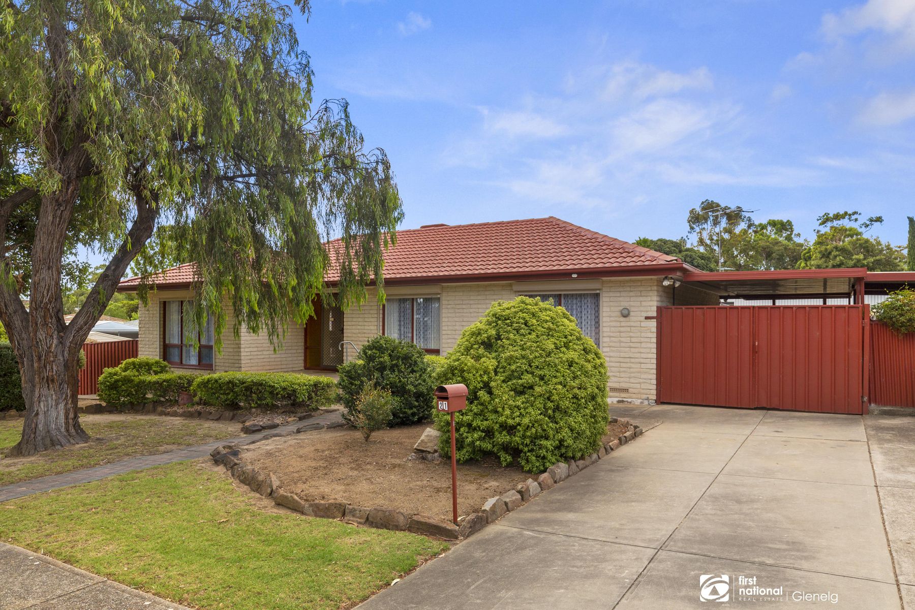 21 Burke Street, Hackham SA 5163