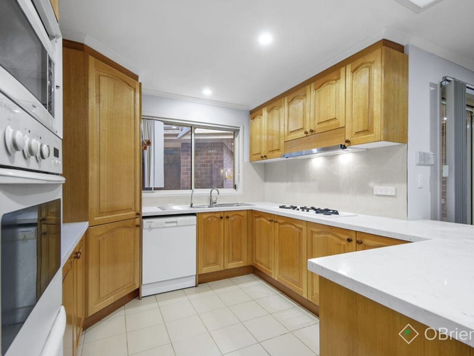 29 Renee Avenue, Endeavour Hills, VIC 3802, Endeavour Hills - Thumbnail 4
